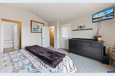 415 NW Viola St, Sheridan, OR 97378 - Photo 27
