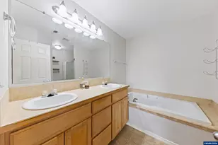 415 NW Viola St, Sheridan, OR 97378 - Photo 29
