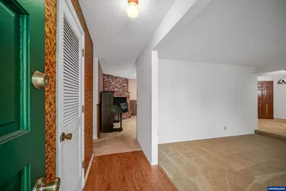 4652 Princess Ct NE, Salem, OR 97305 - Photo 3