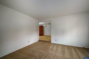 4652 Princess Ct NE, Salem, OR 97305 - Photo 7