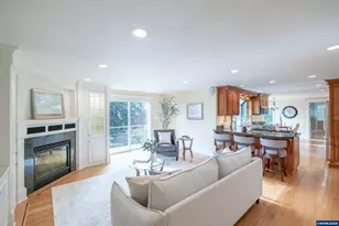 341 Maple Hill Dr NW, Salem, OR 97304 - Photo 15
