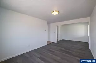 215 N Polk St, Independence, OR 97351 - Photo 7