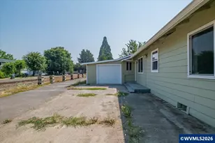 215 N Polk St, Independence, OR 97351 - Photo 3