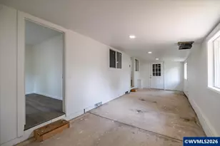 215 N Polk St, Independence, OR 97351 - Photo 31