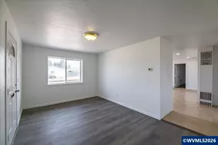 215 N Polk St, Independence, OR 97351 - Photo 5
