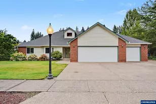 1553 E Burnett St, Stayton, OR 97383 - Photo 1