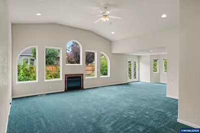 1553 E Burnett St, Stayton, OR 97383 - Photo 7