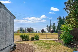 2868 Tide Ct NE, Salem, OR 97305 - Photo 33