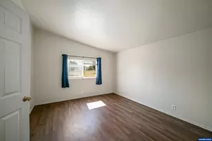 2868 Tide Ct NE, Salem, OR 97305 - Photo 19