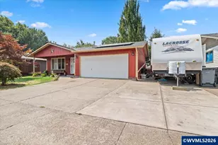 2456 Ermine St SE, Albany, OR 97322 - Photo 3