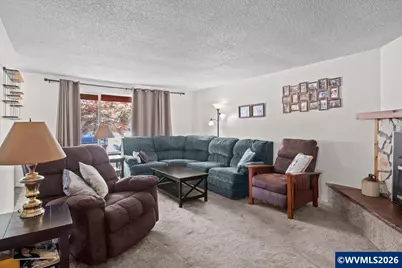 2456 Ermine St SE, Albany, OR 97322 - Photo 9