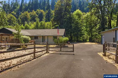 20658 Abiqua Rd N, Scotts Mills, OR 97375 - Photo 29