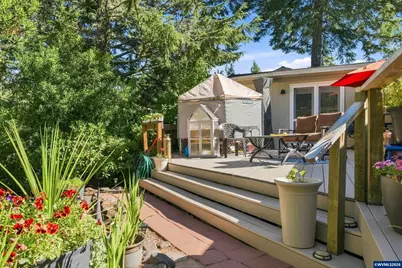 607 Glenbrook Cir, Florence, OR 97439 - Photo 27