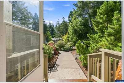 607 Glenbrook Cir, Florence, OR 97439 - Photo 37