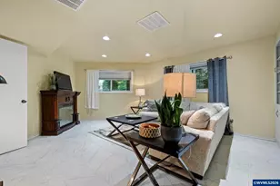 712 Mimosa St S, Salem, OR 97302 - Photo 21