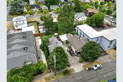 415 SW 11th St, Corvallis, OR 97333 - Photo 9