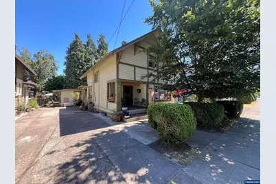 421 SW 11th St, Corvallis, OR 97333 - Photo 1