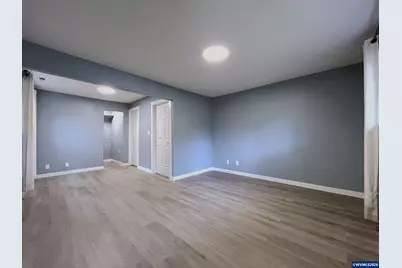 438 NW Douglas St, Dallas, OR 97338 - Photo 11