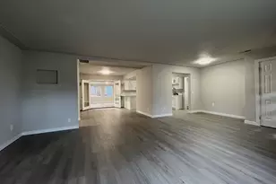 438 NW Douglas St, Dallas, OR 97338 - Photo 7
