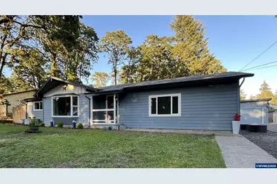 438 NW Douglas St, Dallas, OR 97338 - Photo 1