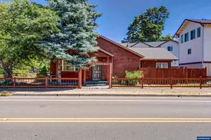 645 NW Kings Bl, Corvallis, OR 97330 - Photo 1
