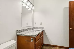 645 NW Kings Bl, Corvallis, OR 97330 - Photo 23