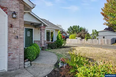 221 W Lincoln St, Carlton, OR 97111 - Photo 5