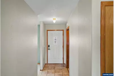 221 W Lincoln St, Carlton, OR 97111 - Photo 9