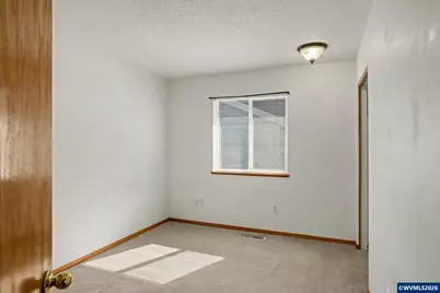 221 W Lincoln St, Carlton, OR 97111 - Photo 23