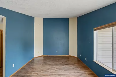 221 W Lincoln St, Carlton, OR 97111 - Photo 11
