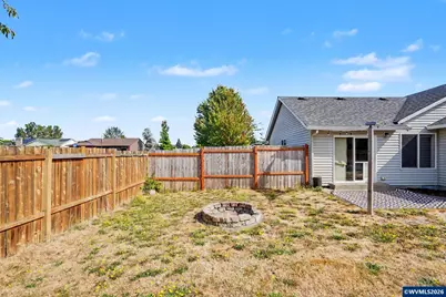 221 W Lincoln St, Carlton, OR 97111 - Photo 35