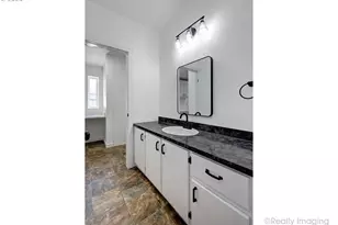 11105 Main #14 St, Donald, OR 97020 - Photo 13