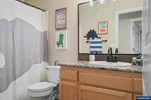 2337 Margarett St NW, Salem, OR 97304 - Photo 25