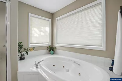 2337 Margarett St NW, Salem, OR 97304 - Photo 21