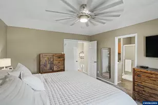2337 Margarett St NW, Salem, OR 97304 - Photo 19