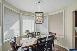 2337 Margarett St NW, Salem, OR 97304 - Photo 5