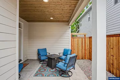 2716 D St NE, Salem, OR 97301 - Photo 23