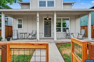 2716 D St NE, Salem, OR 97301 - Photo 3