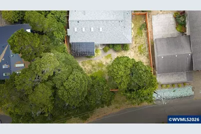 205 NW Lancer St, Lincoln City, OR 97367 - Photo 23