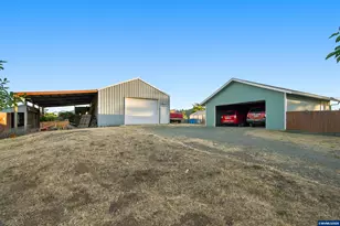 2008 Farmer Rd SE, Jefferson, OR 97352 - Photo 5