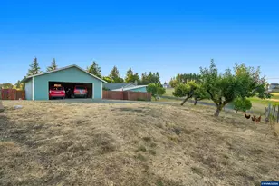 2008 Farmer Rd SE, Jefferson, OR 97352 - Photo 3