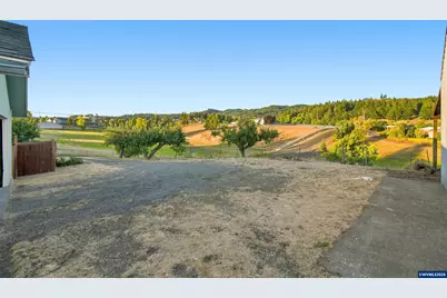 2008 Farmer Rd SE, Jefferson, OR 97352 - Photo 7