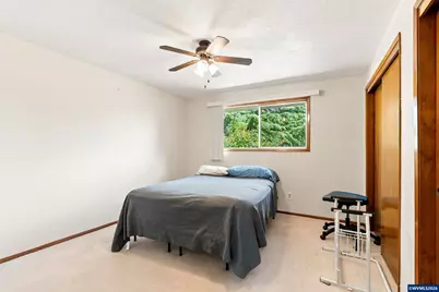 828 Oregon Wy, Woodburn, OR 97071 - Photo 19