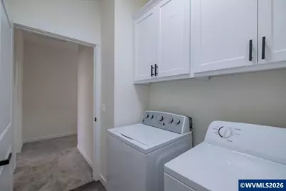 528 S 7th St, Independence, OR 97351 - Photo 35