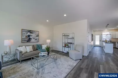 528 S 7th St, Independence, OR 97351 - Photo 5