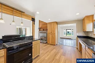 4384 Ermine St SE, Albany, OR 97322 - Photo 9