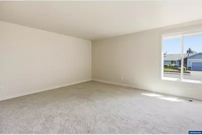 4384 Ermine St SE, Albany, OR 97322 - Photo 13