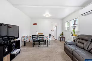 1760 McCoy Ave NE, Salem, OR 97301 - Photo 7