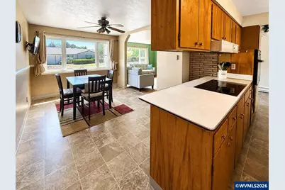 3151 Wayside Ter NE, Salem, OR 97301 - Photo 11