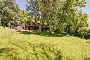 21625 SW Johnson Rd, West Linn, OR 97068 - Photo 43